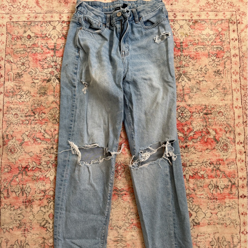 American eagle mom Jean